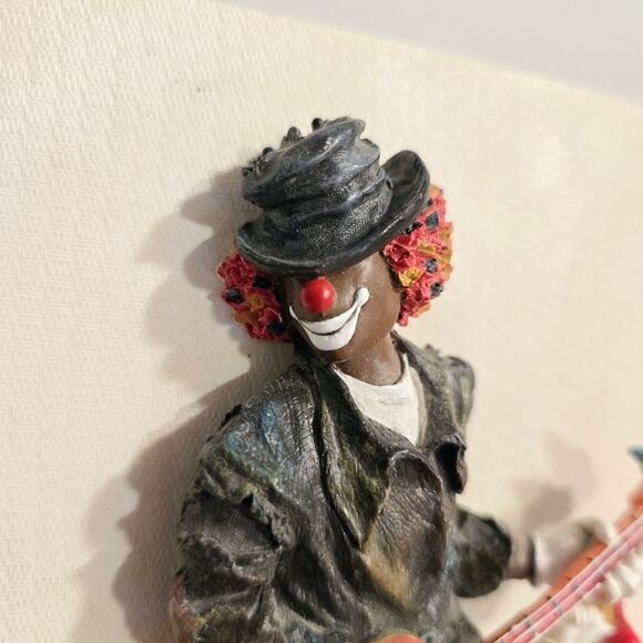 Annie Lee Playing guitar Clown Plaque with stand Red Ball and Butterfly - Picture 7 of 8